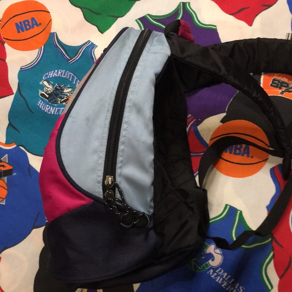Vintage Nike Half Pint Backpack - Picture 2 of 4